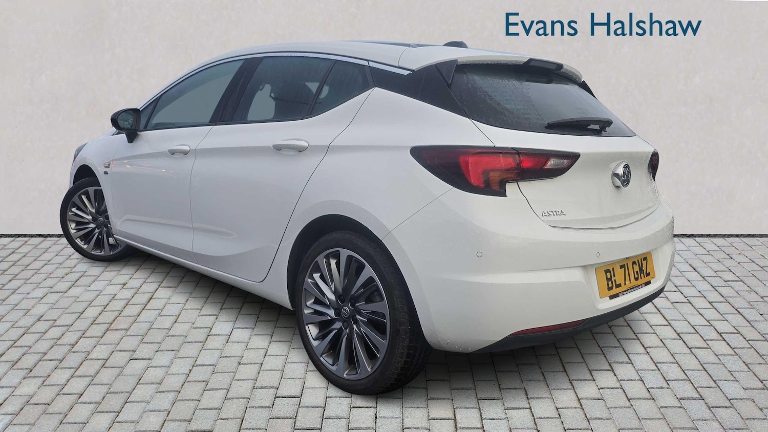 Used Vauxhall Astra 2021 for sale - 77000260: Photo 2