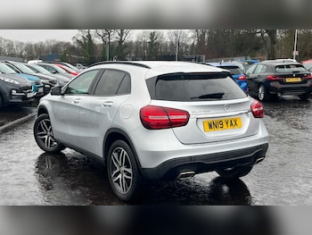 Used Mercedes-Benz GLA 2019 for sale - 77552990: Photo