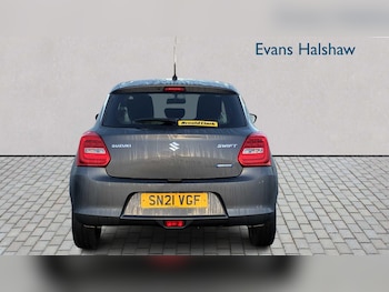 Used Suzuki Swift 2021 for sale - 76668952: Photo