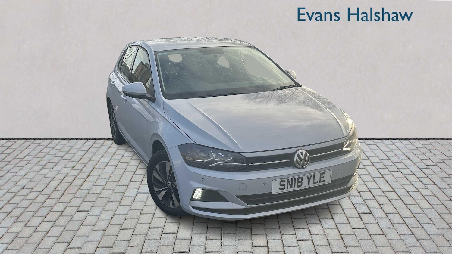 Used Volkswagen Polo 2018 for sale - 76804956: Photo 1