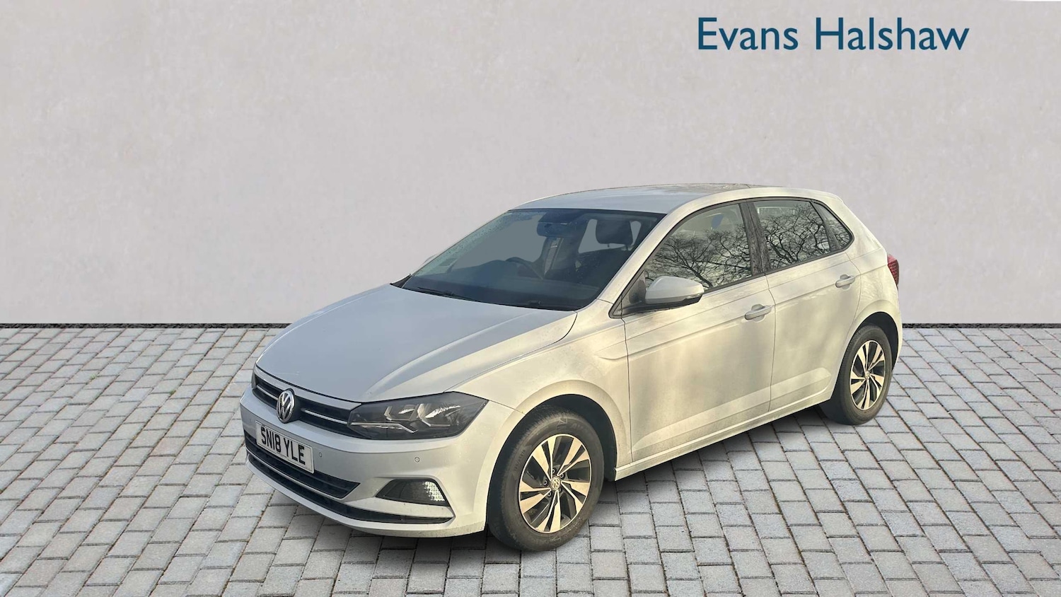 Used Volkswagen Polo 2018 for sale - 76804956: Photo 3