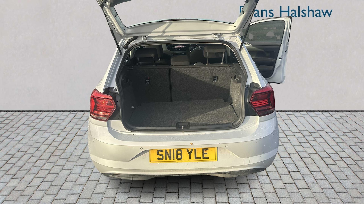 Used Volkswagen Polo 2018 for sale - 76804956: Photo 9