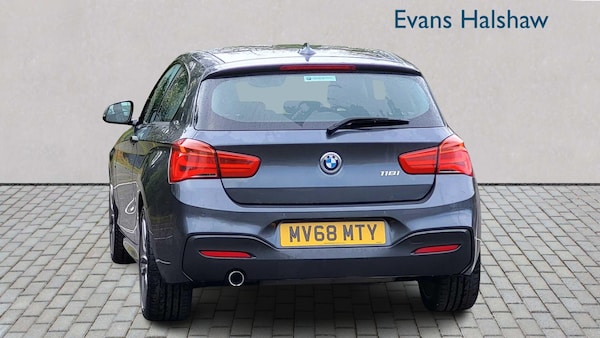Used BMW 1 Series 2018 for sale - 76230309: Photo 2