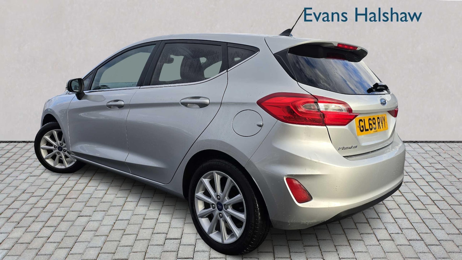 Used Ford Fiesta 2019 for sale - 76515643: Photo 2