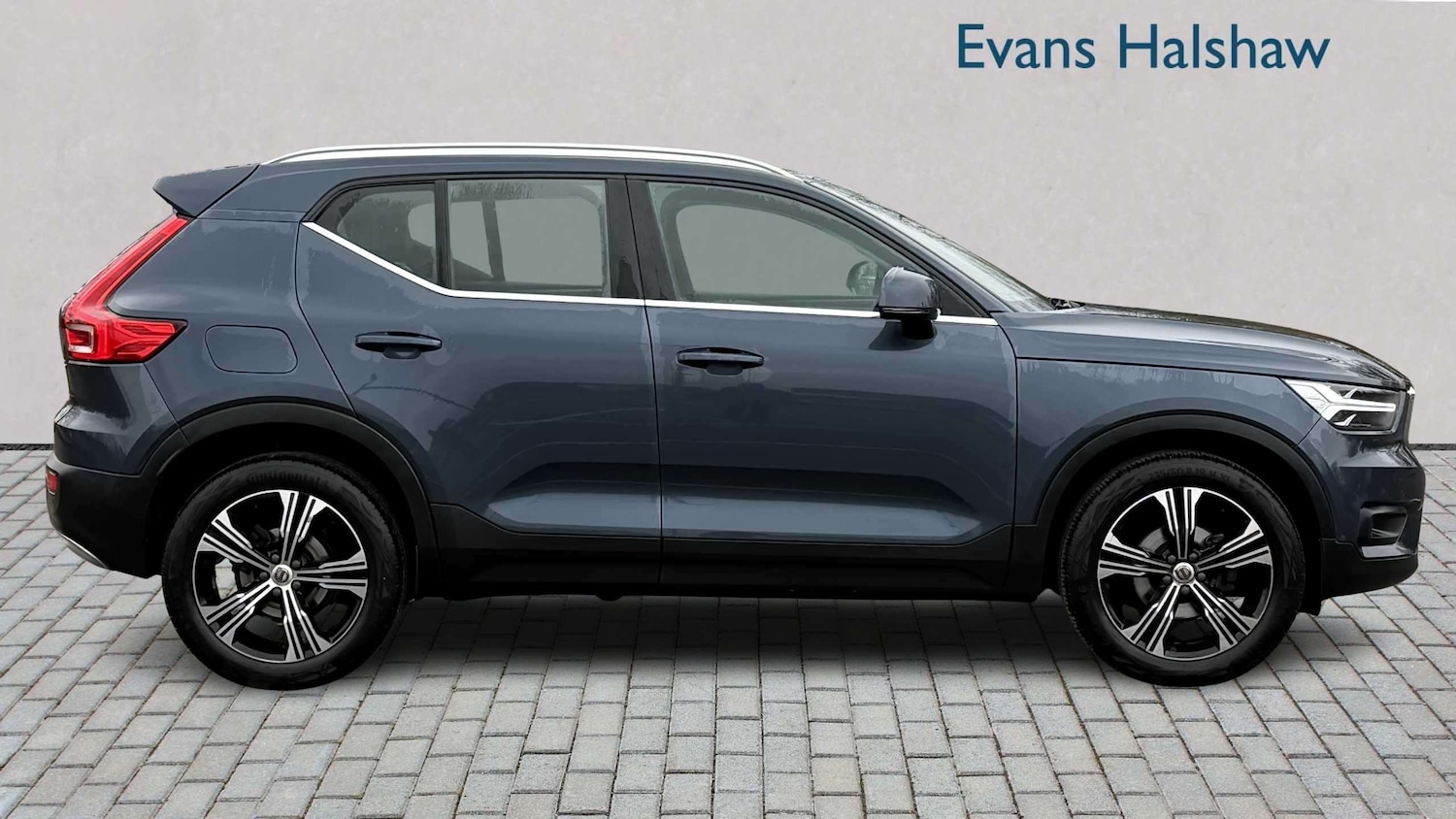 Used Volvo XC40 2021 for sale - 77772192: Photo 4