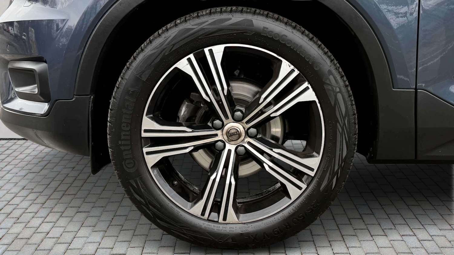 Used Volvo XC40 2021 for sale - 77772192: Photo 9