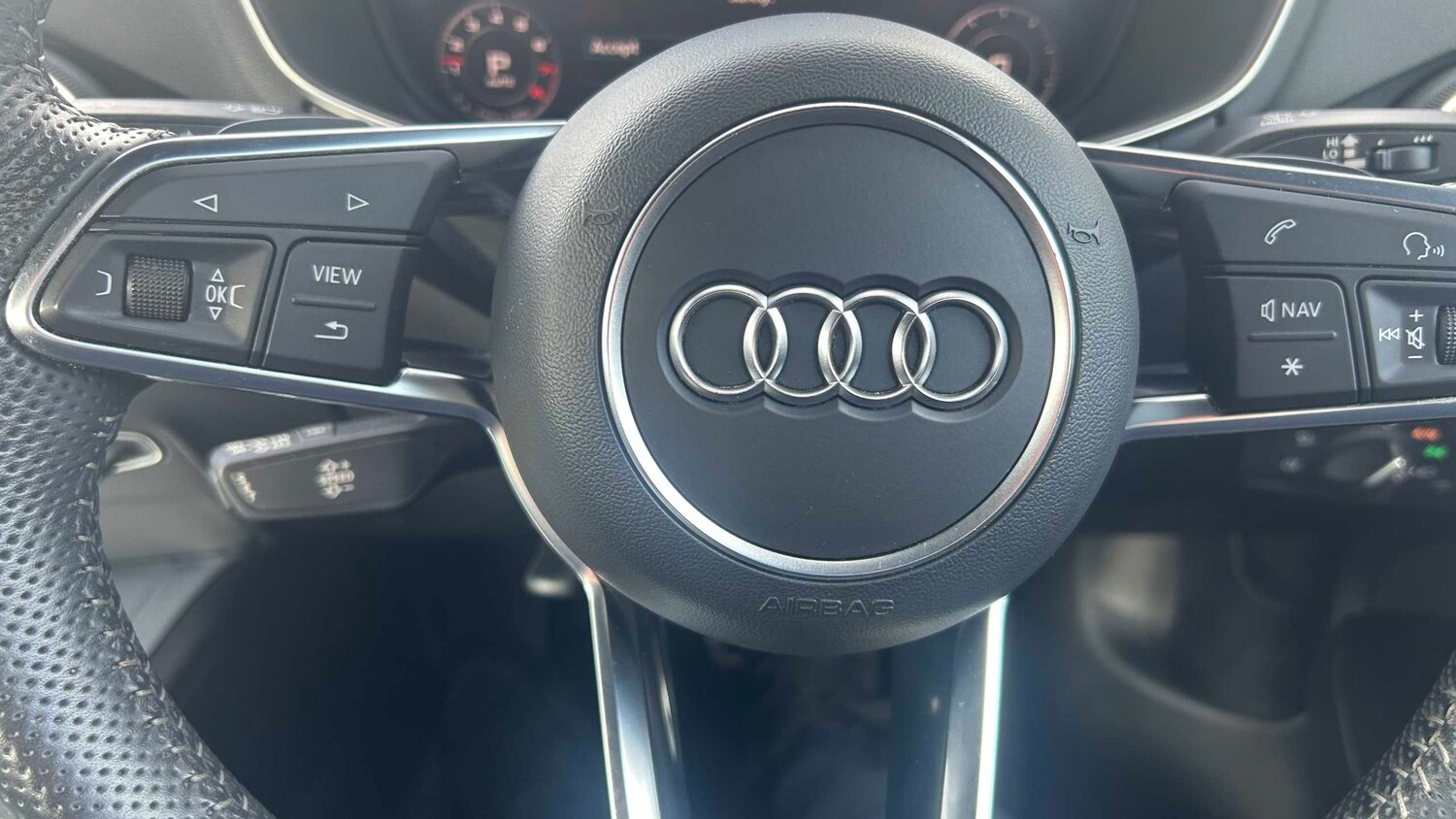 Used Audi TT 2019 for sale - 78209332: Photo 15