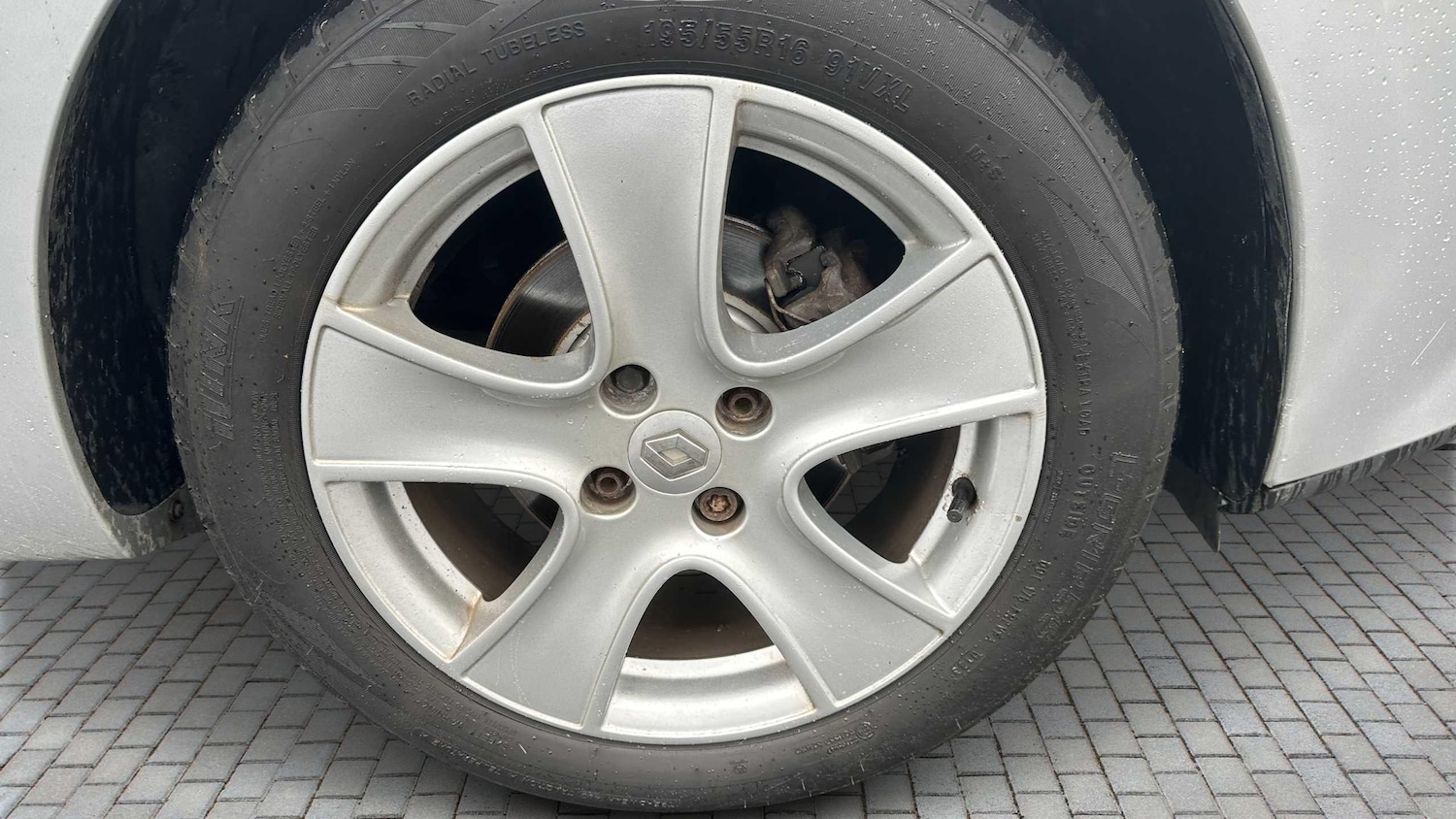 Used Renault Clio 2015 for sale - 76515637: Photo 15