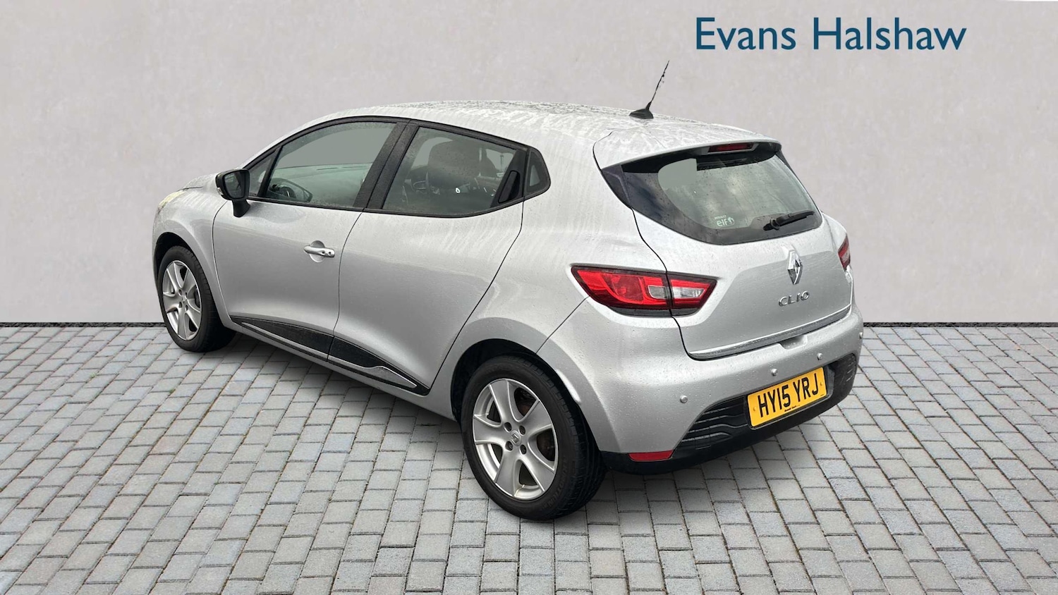 Used Renault Clio 2015 for sale - 76515637: Photo 5