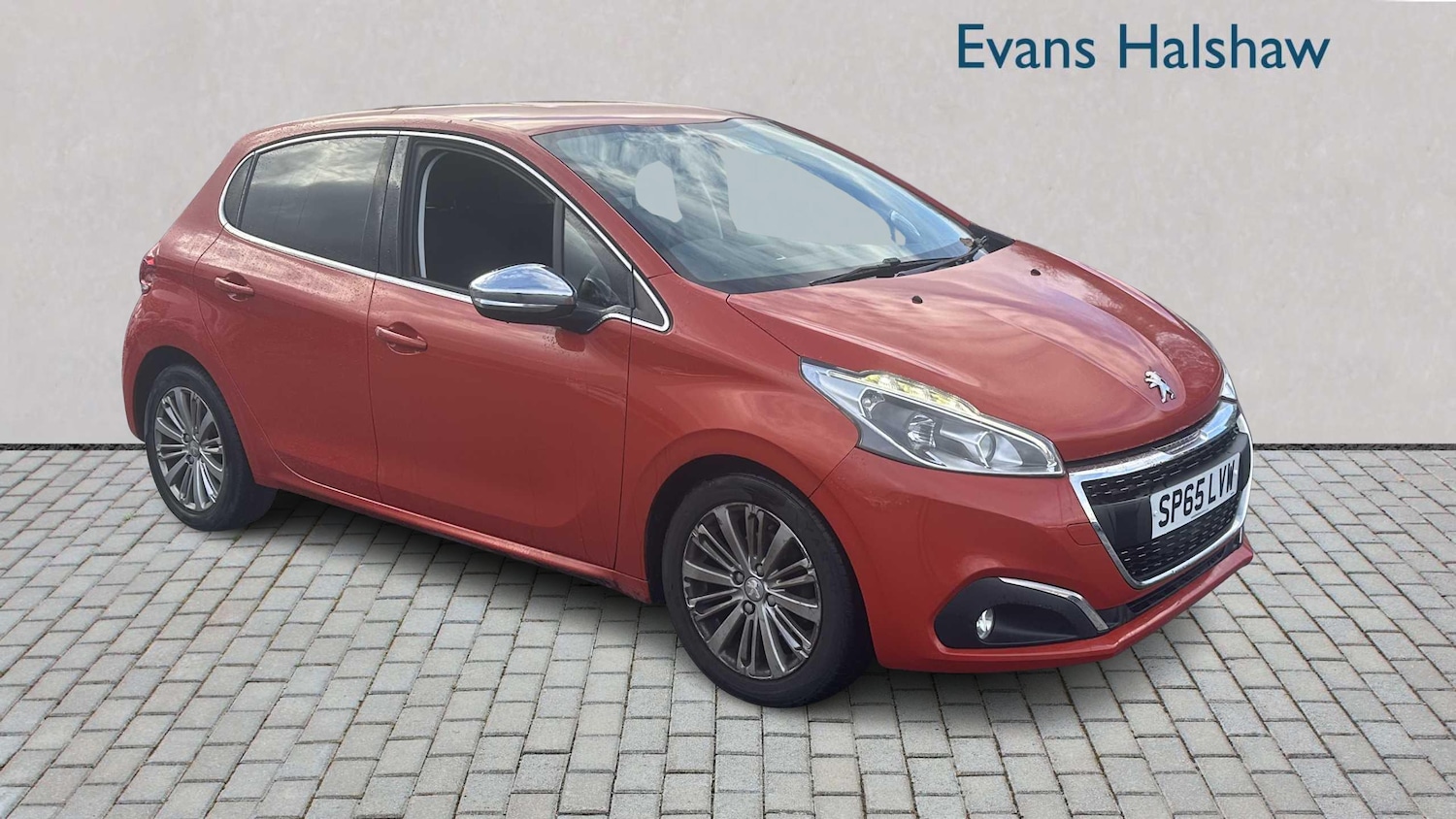Used Peugeot 208 2015 for sale - 77103120: Photo 8