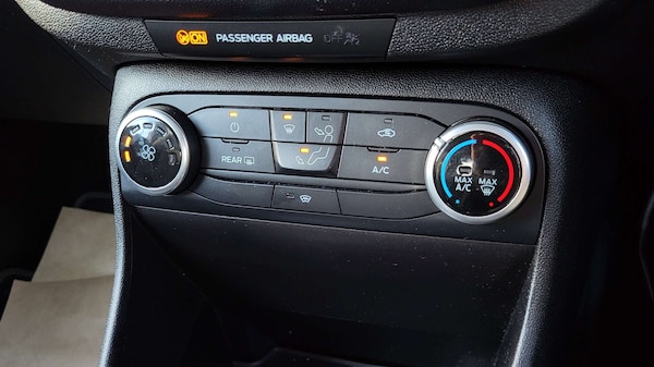 Used Ford Fiesta 2019 for sale - 76329328: Photo 21