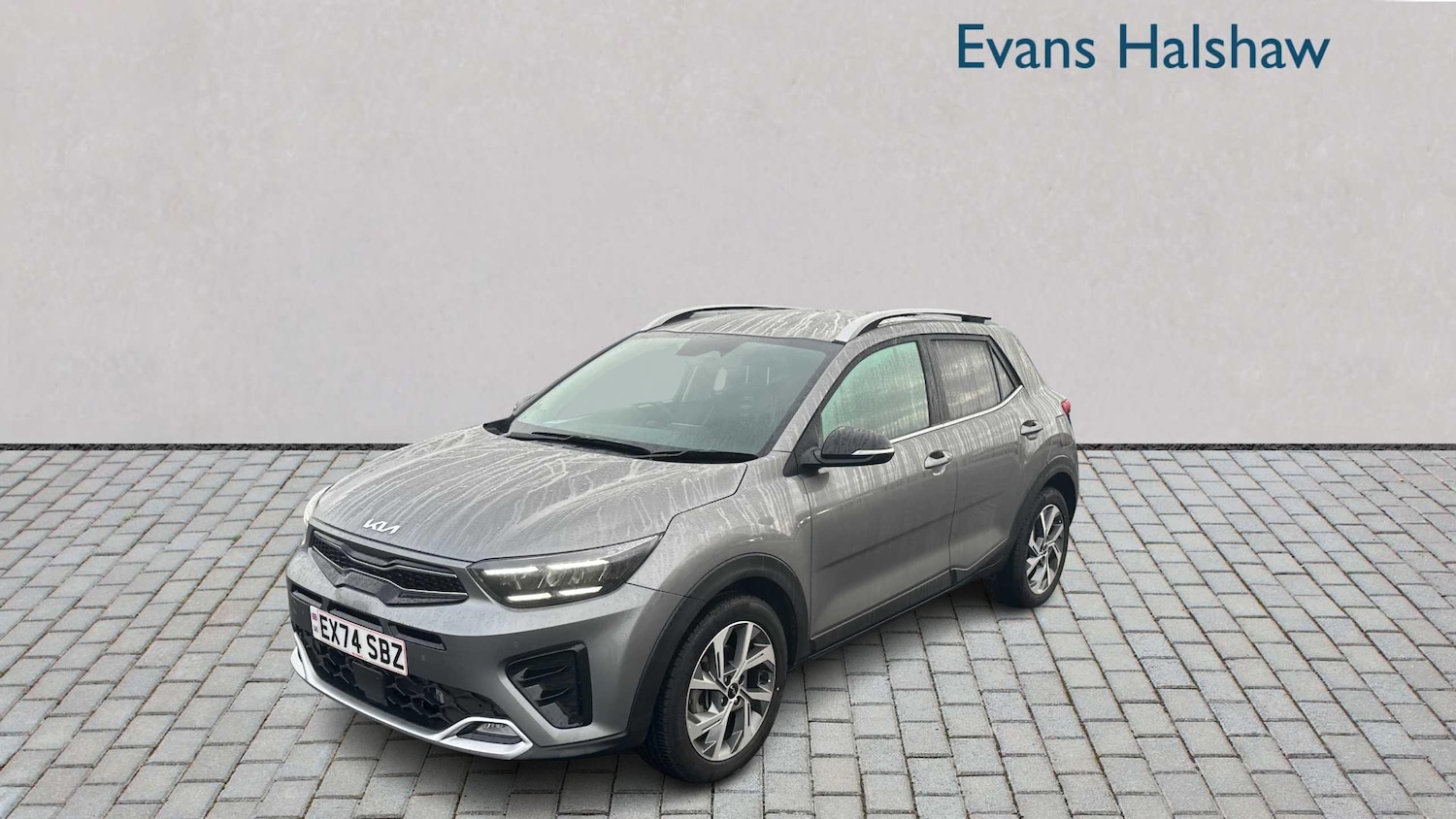 Used Kia Stonic 2024 for sale - 76842865: Photo 3