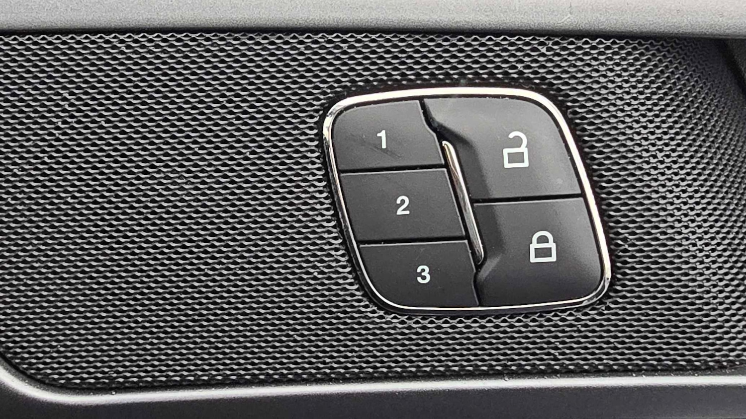 Used Ford Mondeo 2018 for sale - 78063849: Photo 21