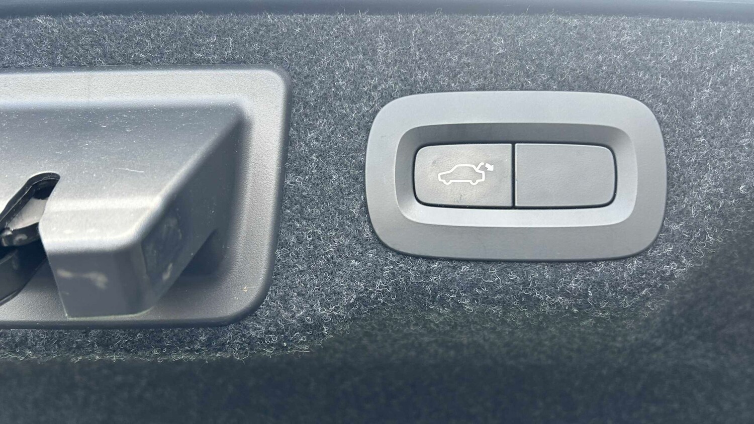 Used Volvo S90 2017 for sale - 78037622: Photo 12