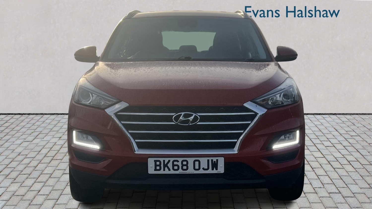 Used Hyundai TUCSON 2018 for sale - 76390639: Photo 2