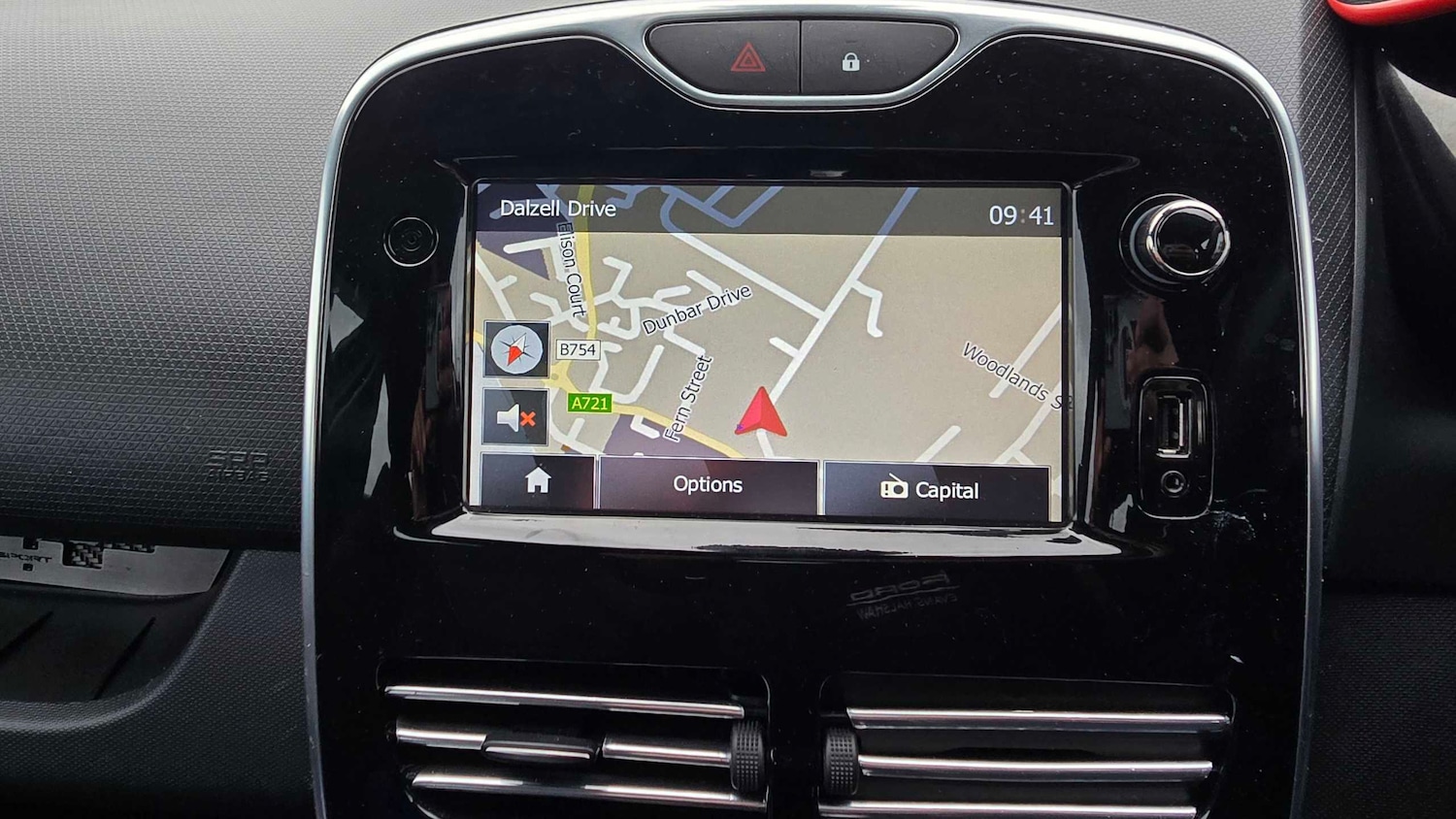 Used Renault Clio 2015 for sale - 77458481: Photo 13