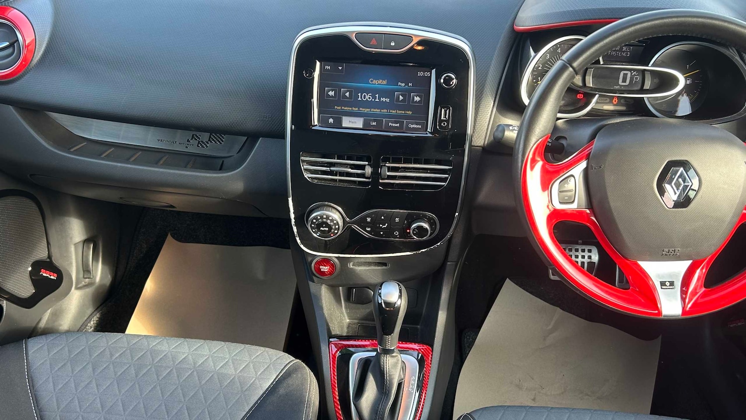 Used Renault Clio 2015 for sale - 77458481: Photo 16