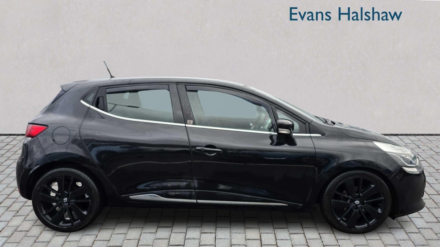 Used Renault Clio 2015 for sale - 77458481: Photo 4