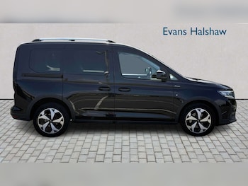 Used Ford Tourneo Connect 2023 for sale - 79172574: Photo