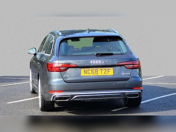 Used Audi A4 2019 for sale - 75845337: Photo