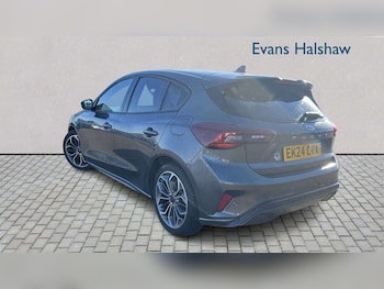 Used Ford Focus 2024 for sale - 77995797: Photo