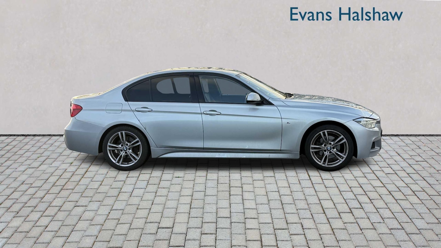 Used BMW 3 Series 2017 for sale - 77022201: Photo 4