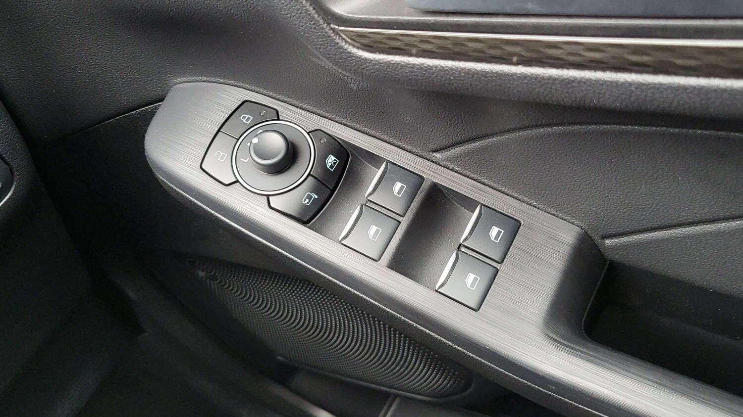 Used Ford Kuga 2025 for sale - 76249077: Photo 27