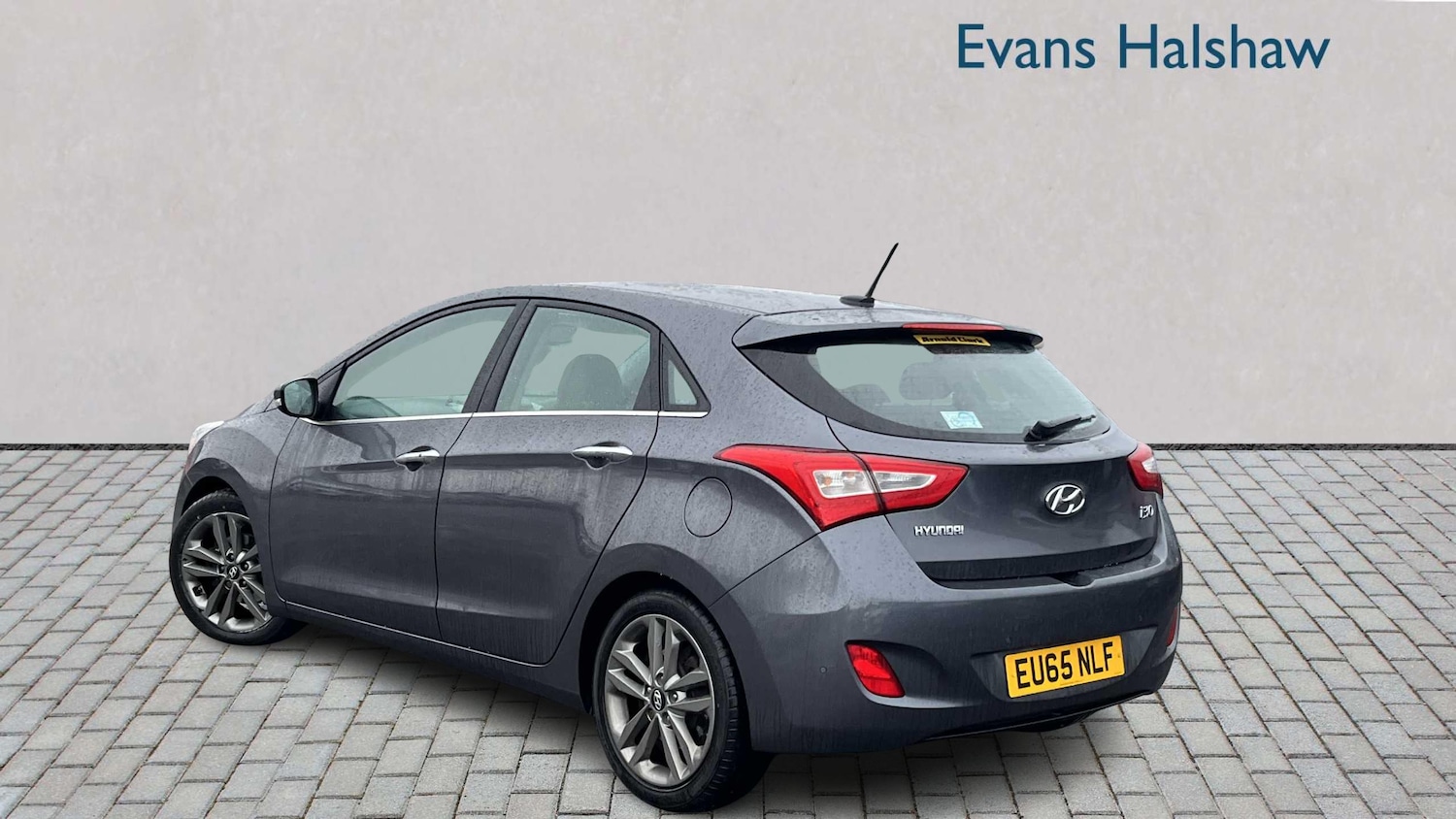 Used Hyundai i30 2015 for sale - 77123305: Photo 2