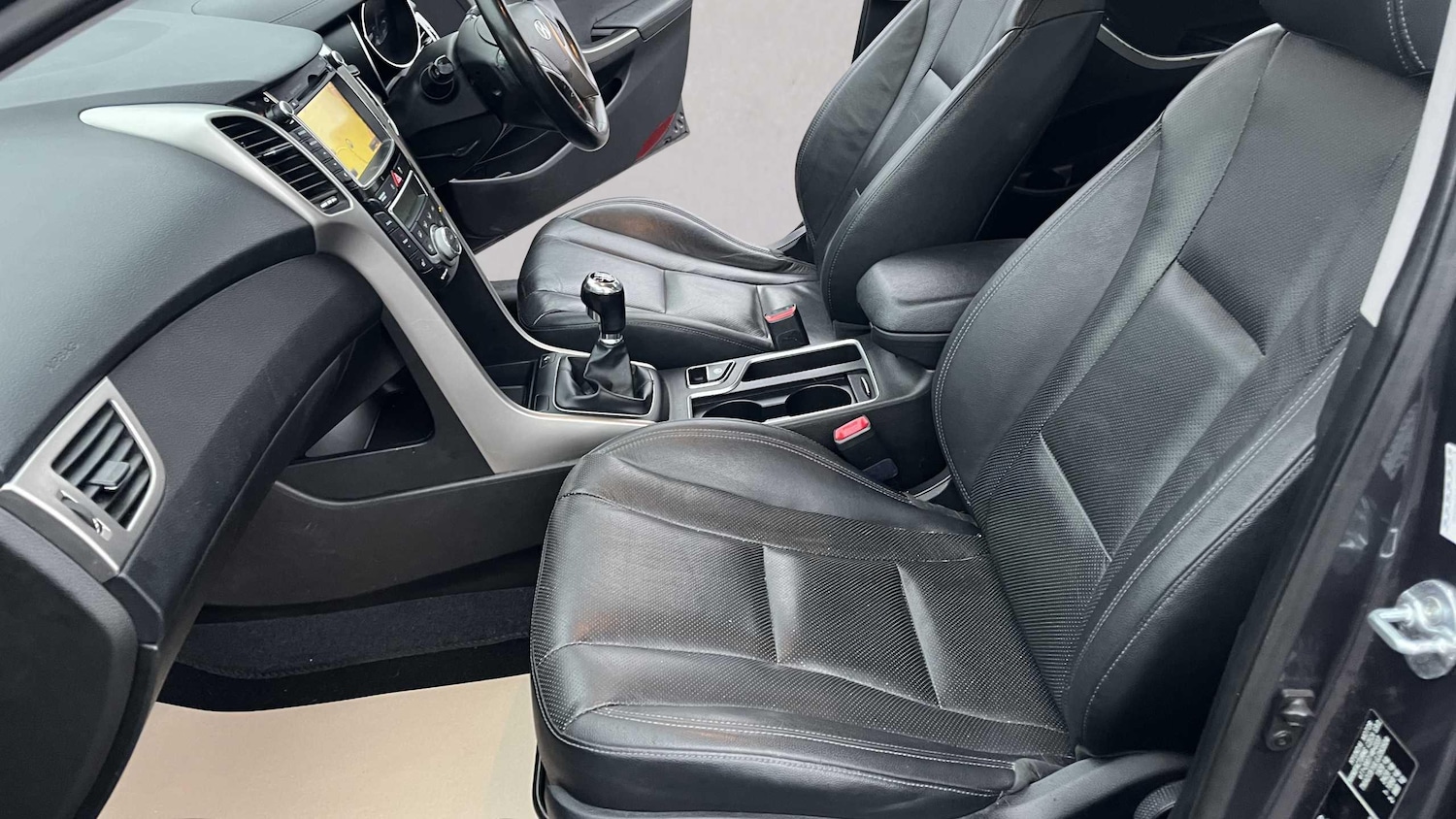 Used Hyundai i30 2015 for sale - 77123305: Photo 7