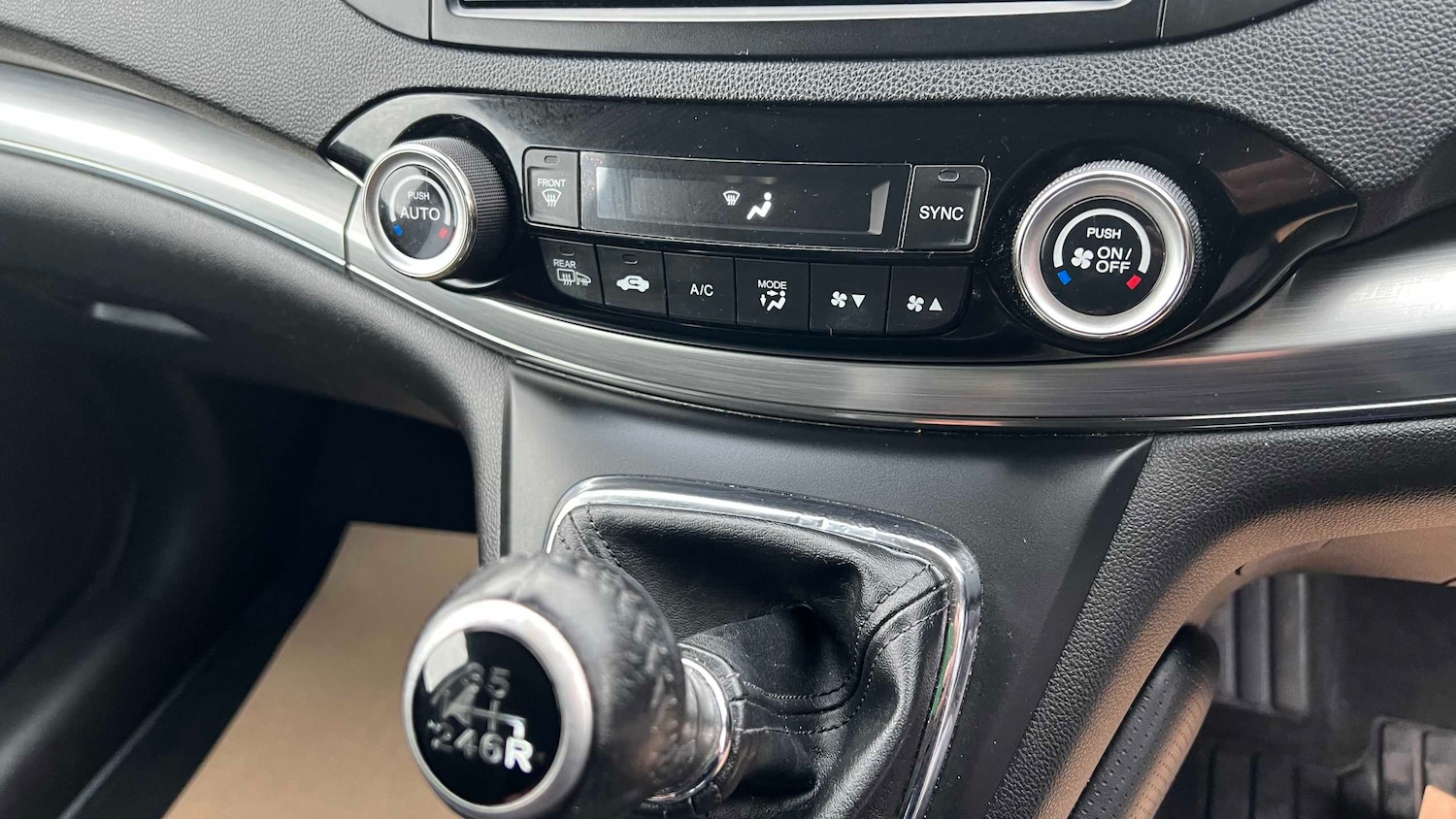 Used Honda CR-V 2016 for sale - 76523980: Photo 18