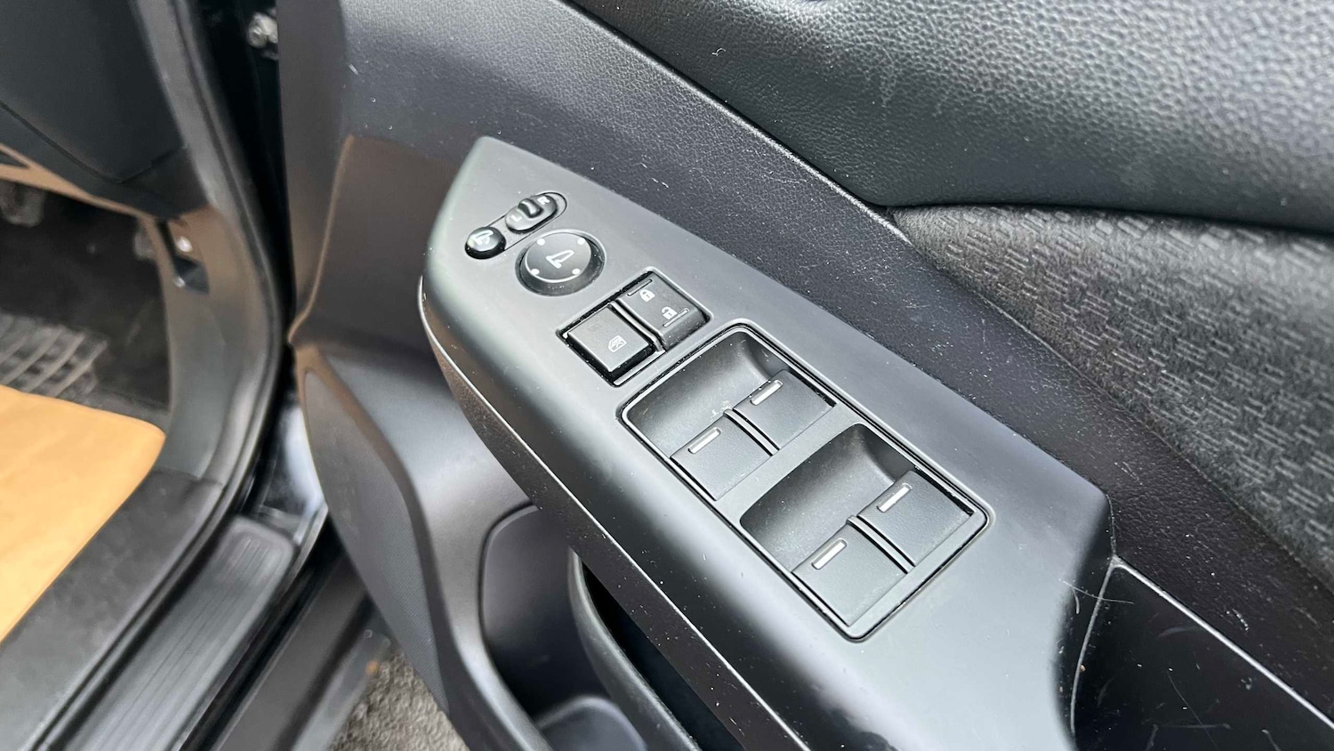 Used Honda CR-V 2016 for sale - 76523980: Photo 19