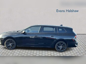 Used Vauxhall Astra 2024 for sale - 77361521: Photo