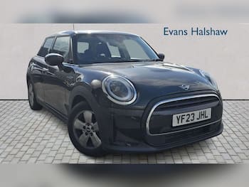 Used MINI Hatch 2023 for sale - 79648447: Photo