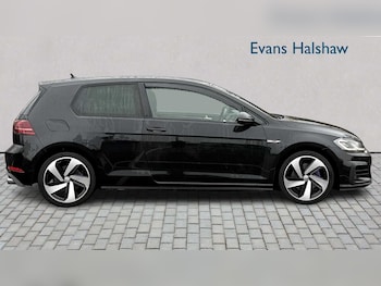 Used Volkswagen Golf 2018 for sale - 77615331: Photo