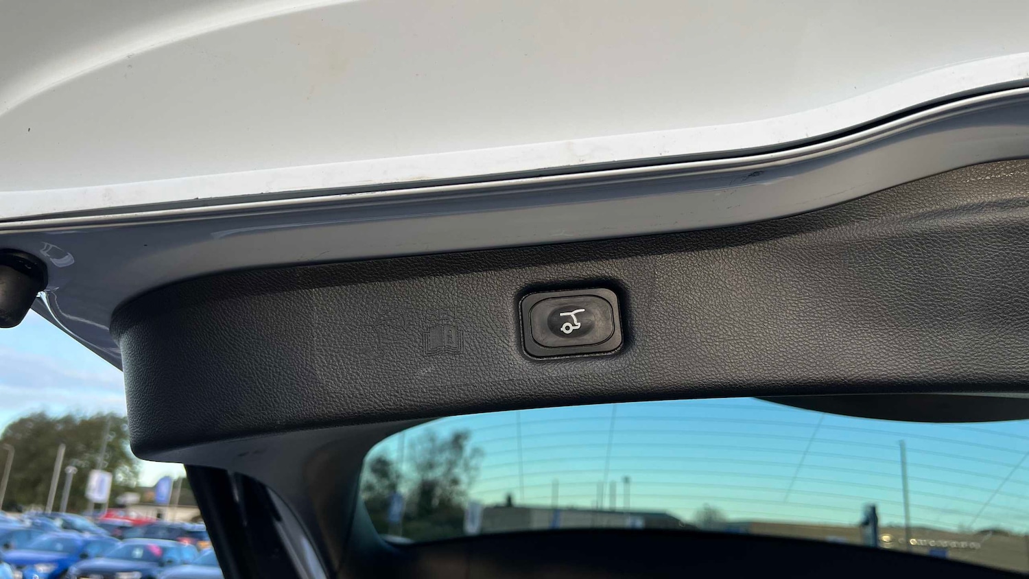 Used Ford S-Max 2022 for sale - 76587587: Photo 17