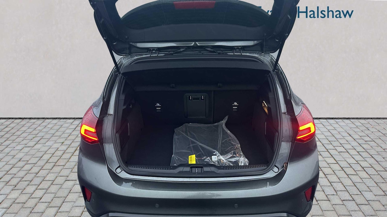 Used Ford Focus 2025 for sale - 76978749: Photo 9