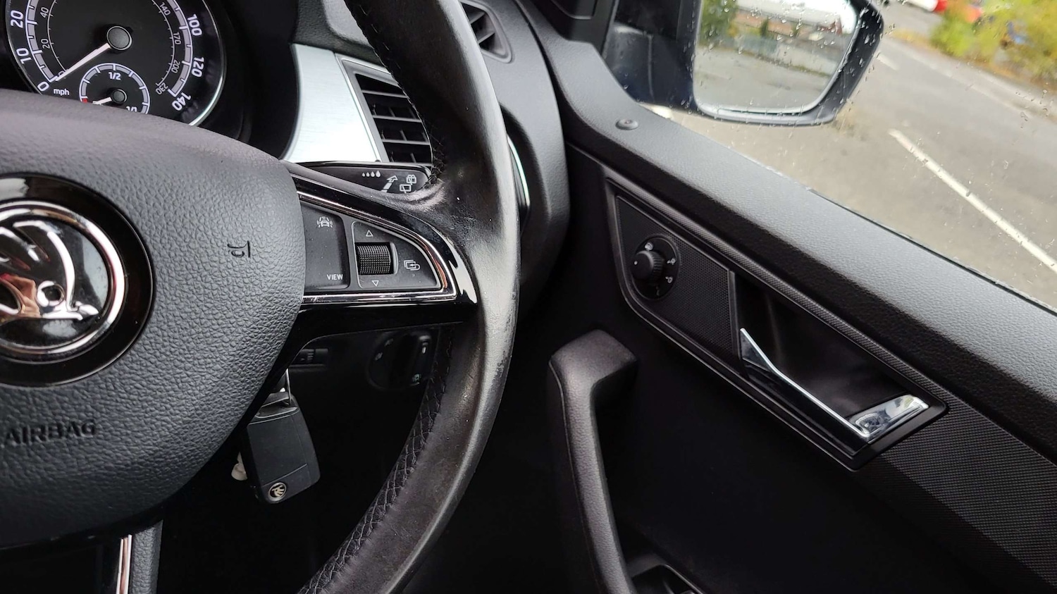 Used Skoda Fabia 2019 for sale - 76610542: Photo 31