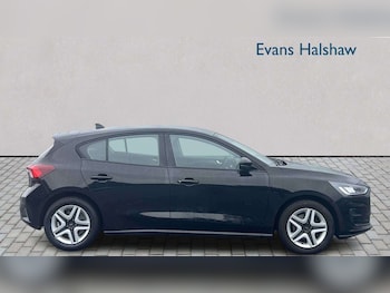 Used Ford Focus 2022 for sale - 78960795: Photo