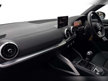 Used Audi Q2 2021 for sale - 77943249: Photo