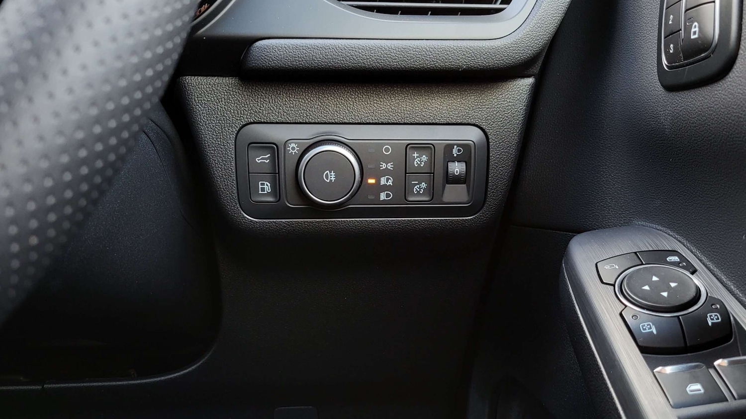 Used Ford Kuga 2025 for sale - 76624489: Photo 27