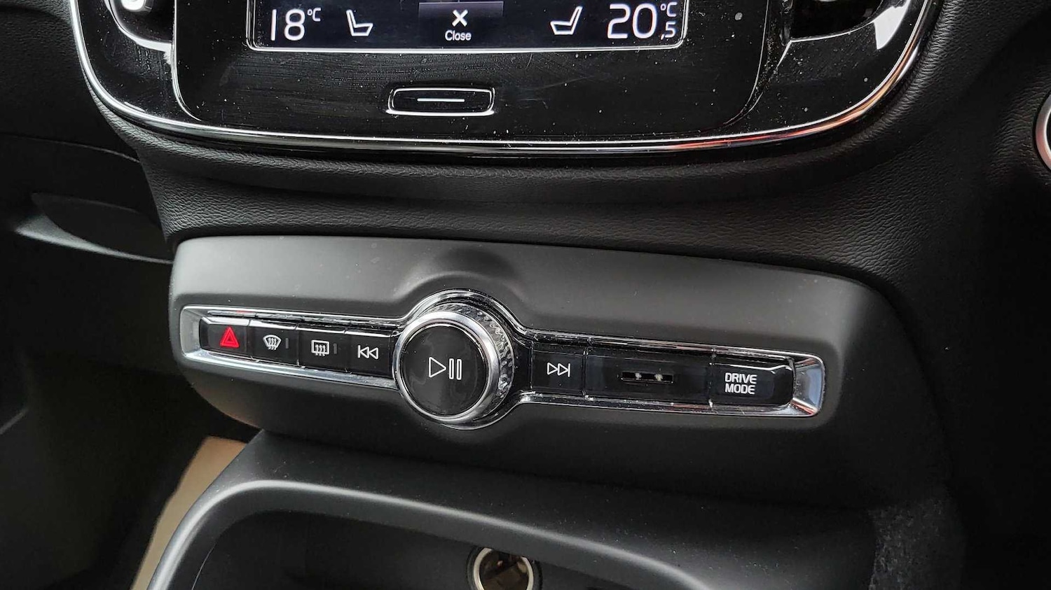 Used Volvo XC40 2019 for sale - 76540824: Photo 28