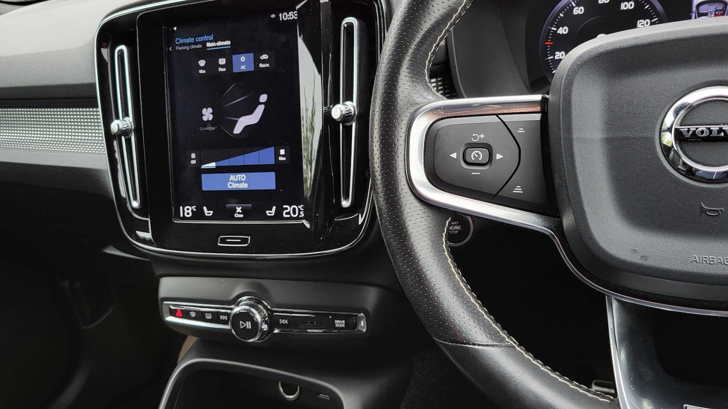 Used Volvo XC40 2019 for sale - 76540824: Photo 30