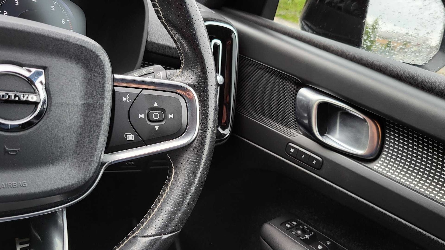 Used Volvo XC40 2019 for sale - 76540824: Photo 31