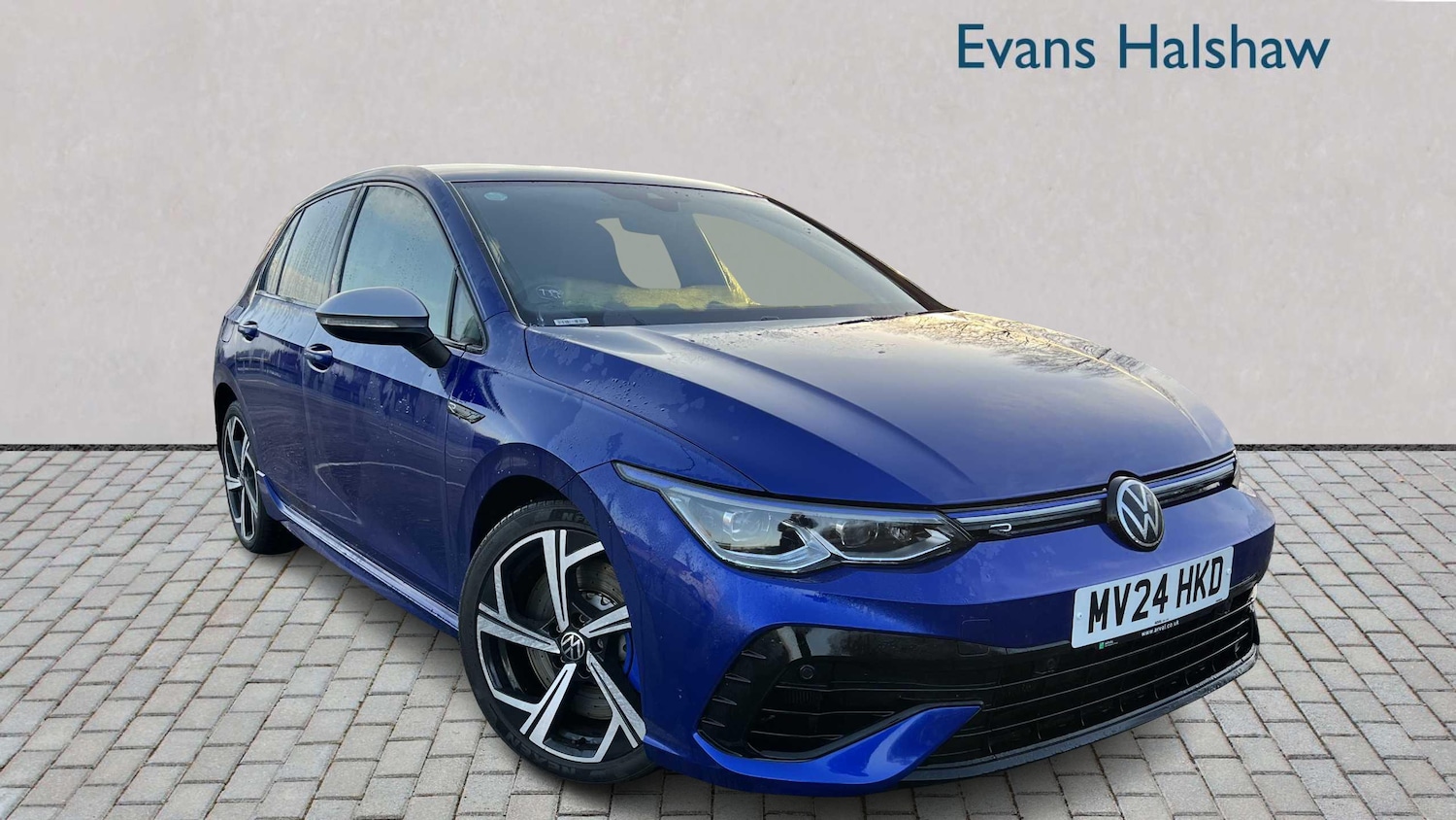 Used Volkswagen Golf 2024 for sale - 76967925: Photo 1