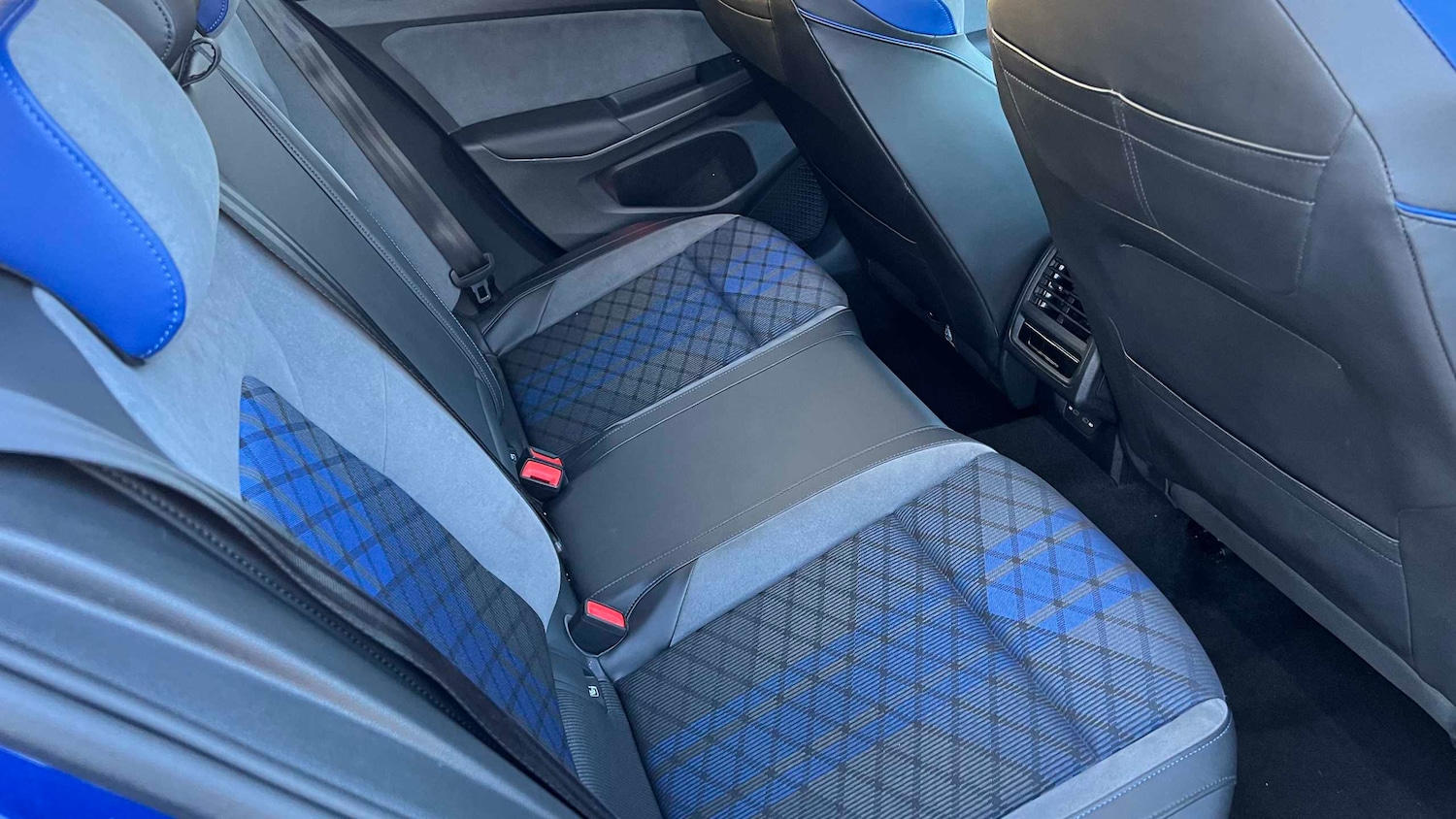 Used Volkswagen Golf 2024 for sale - 76967925: Photo 10