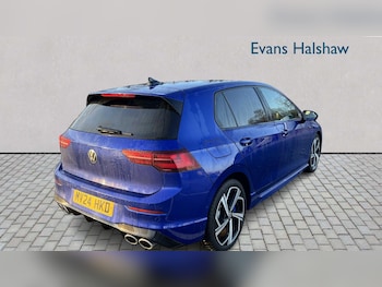 Used Volkswagen Golf 2024 for sale - 76967925: Photo