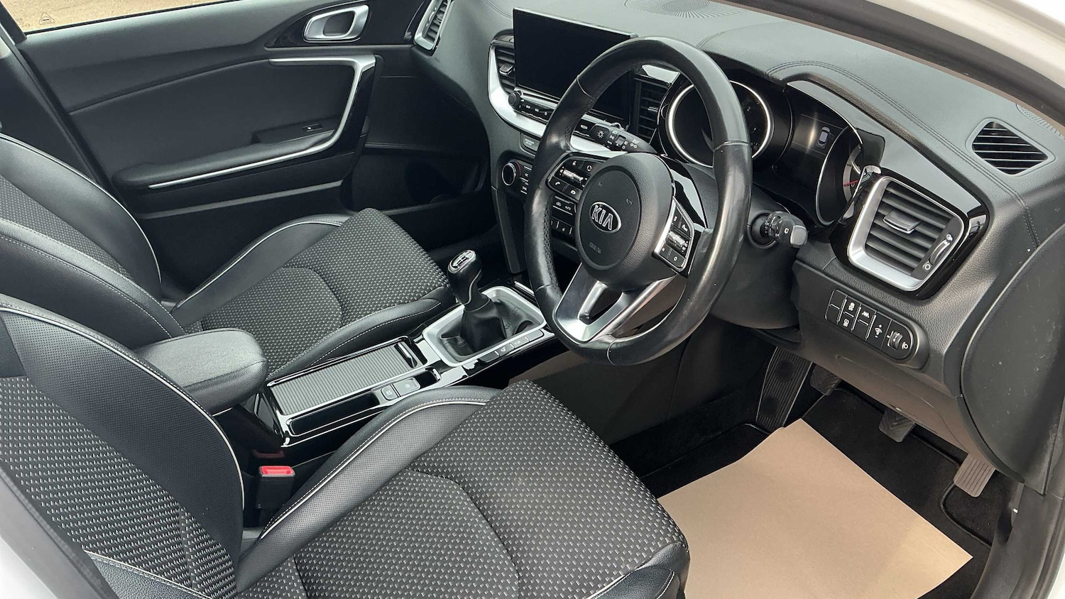 Used Kia XCeed 2021 for sale - 76286324: Photo 14