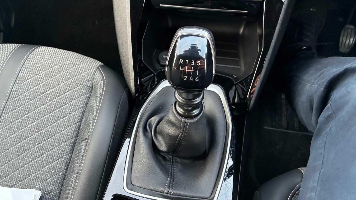 Used Peugeot 2008 2023 for sale - 76661977: Photo 11