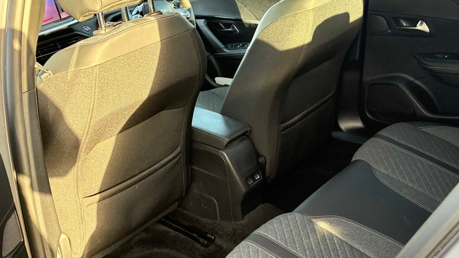 Used Peugeot 2008 2023 for sale - 76661977: Photo 16