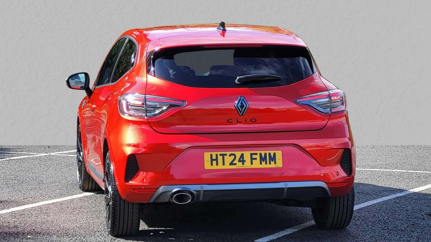 Used Renault Clio 2024 for sale - 75903059: Photo 3